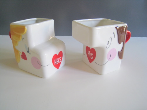 '80s His and Hers Mugs