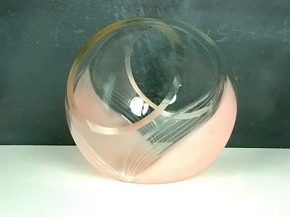'80s glass planter from Etsy shop Hippopo Vintage