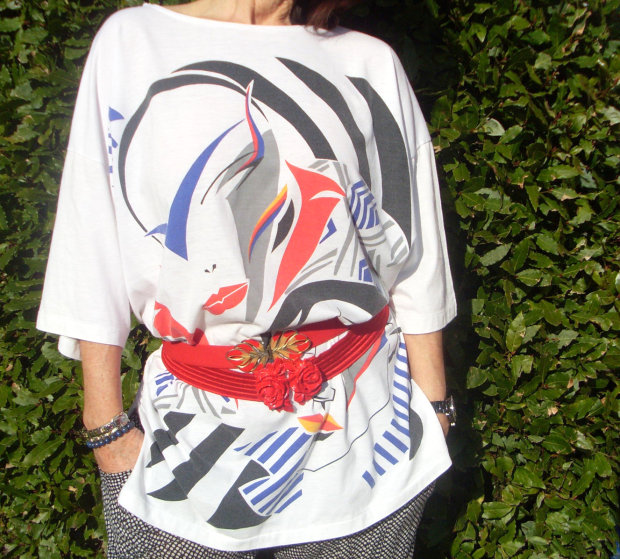 1980s Oversized Graphic Tee from Etsy shop Bamble Vintage