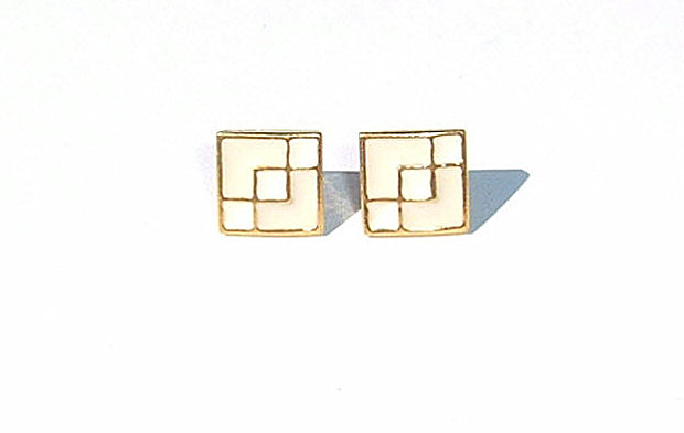 '80s Monet Enamel Earrings from Etsy shop The '80s Shop